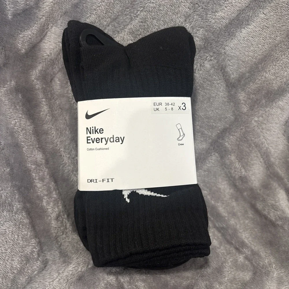 Nike everyday unisex