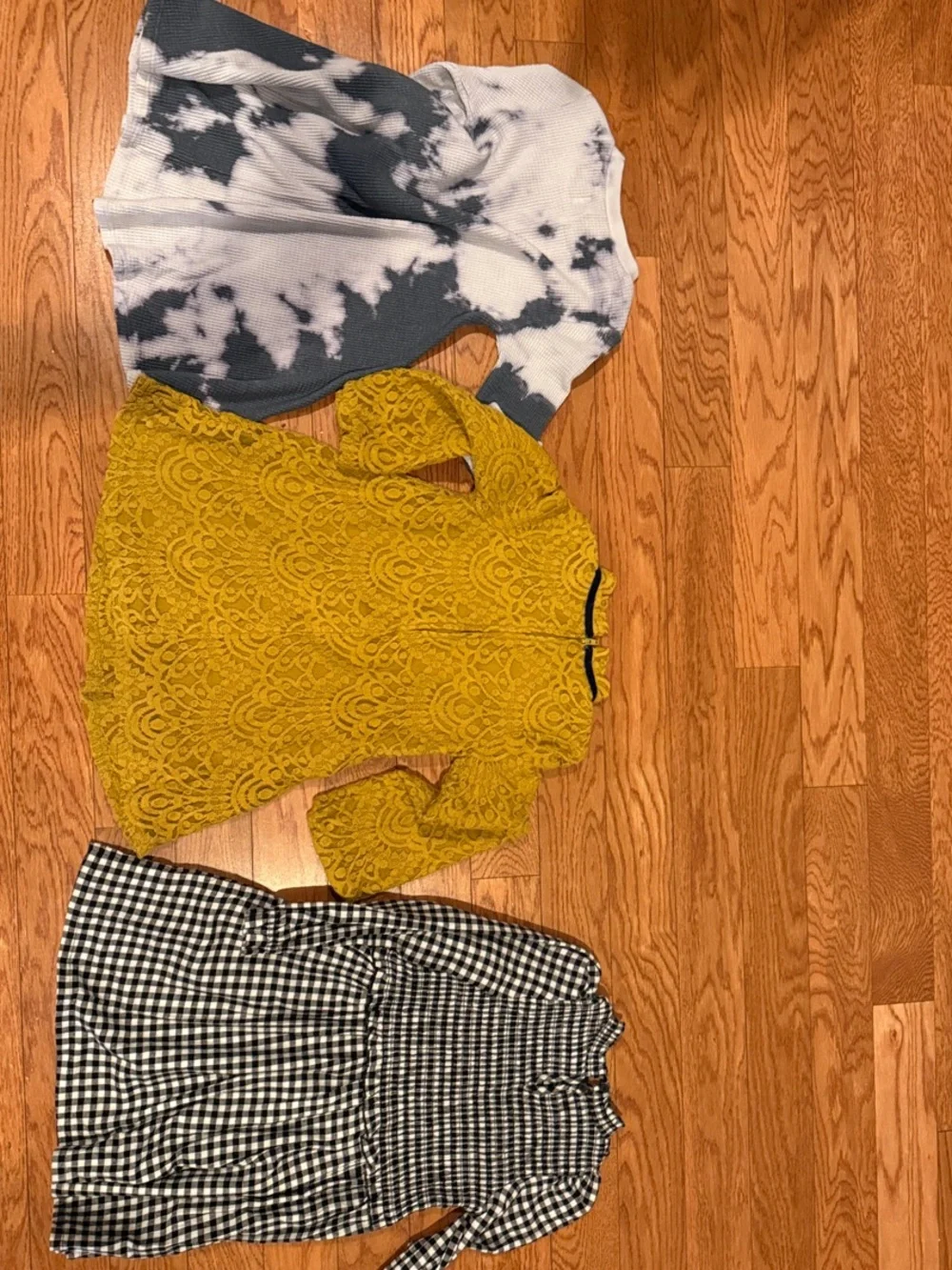 OshKosh B'gosh Yellow Lace Top with Navy Bow