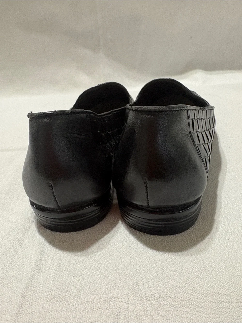 Trotters sleek woven