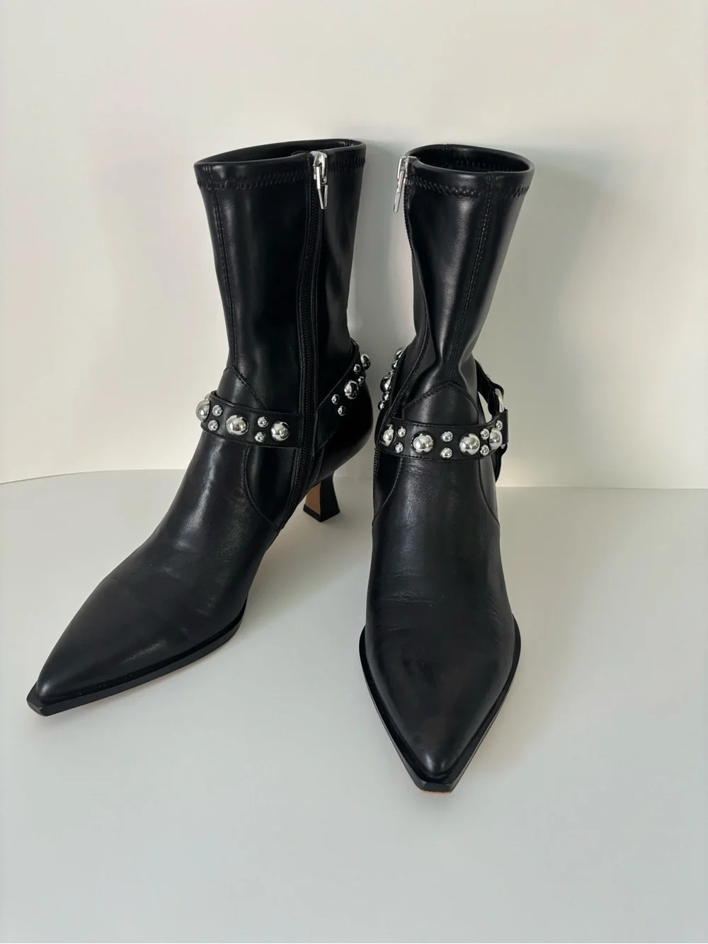 Dolce Vita sleek black