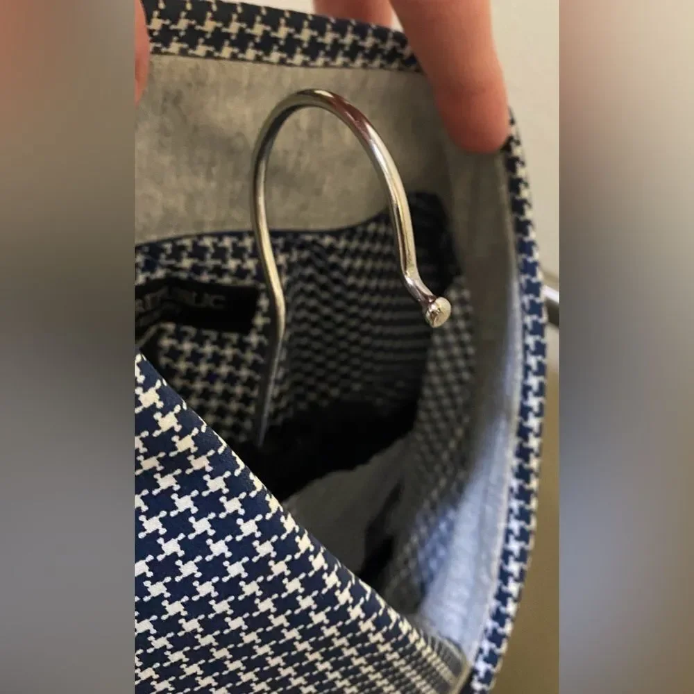 Banana Republic classic gingham