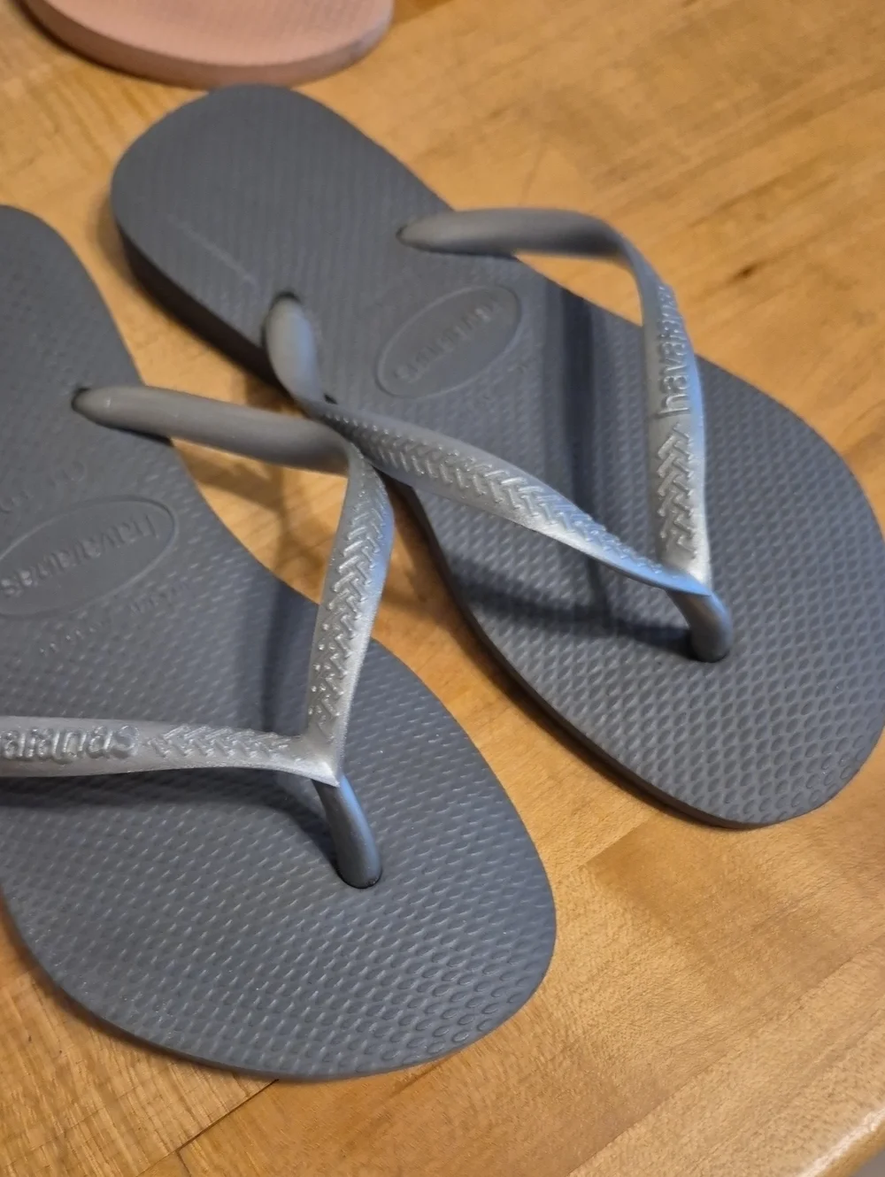 Havaianas good size