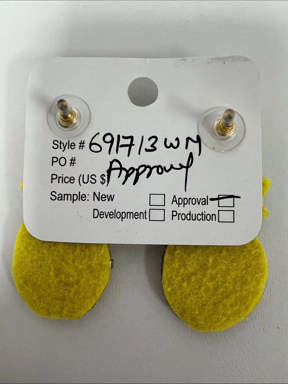 N/A yellow turquoise