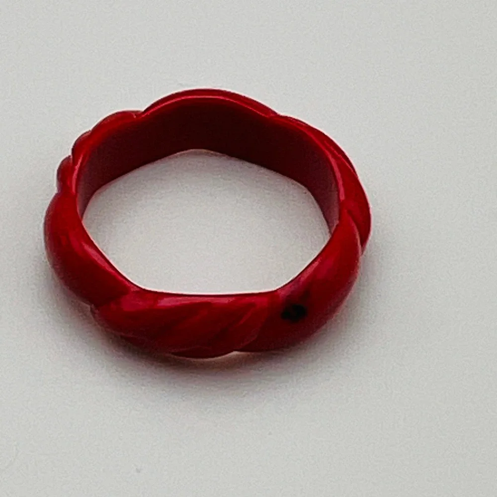 N/A vintage red