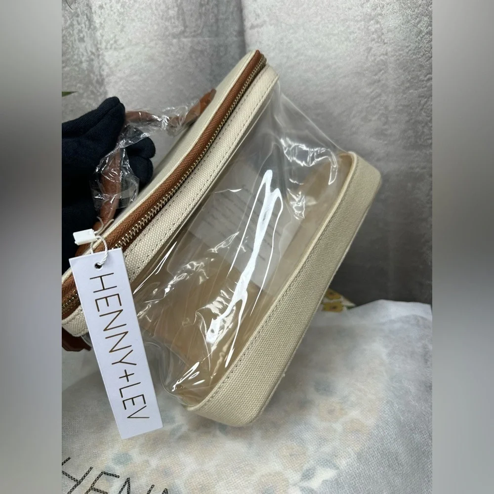 Henny + Lev color beige
