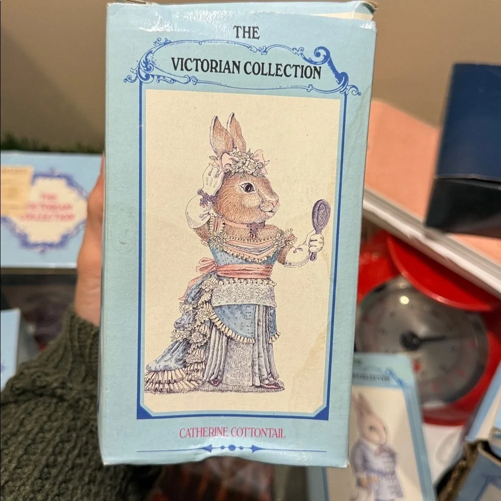 1994 The Victorian Collection Catherine CottonTail Rabbit Figurine with Mirror