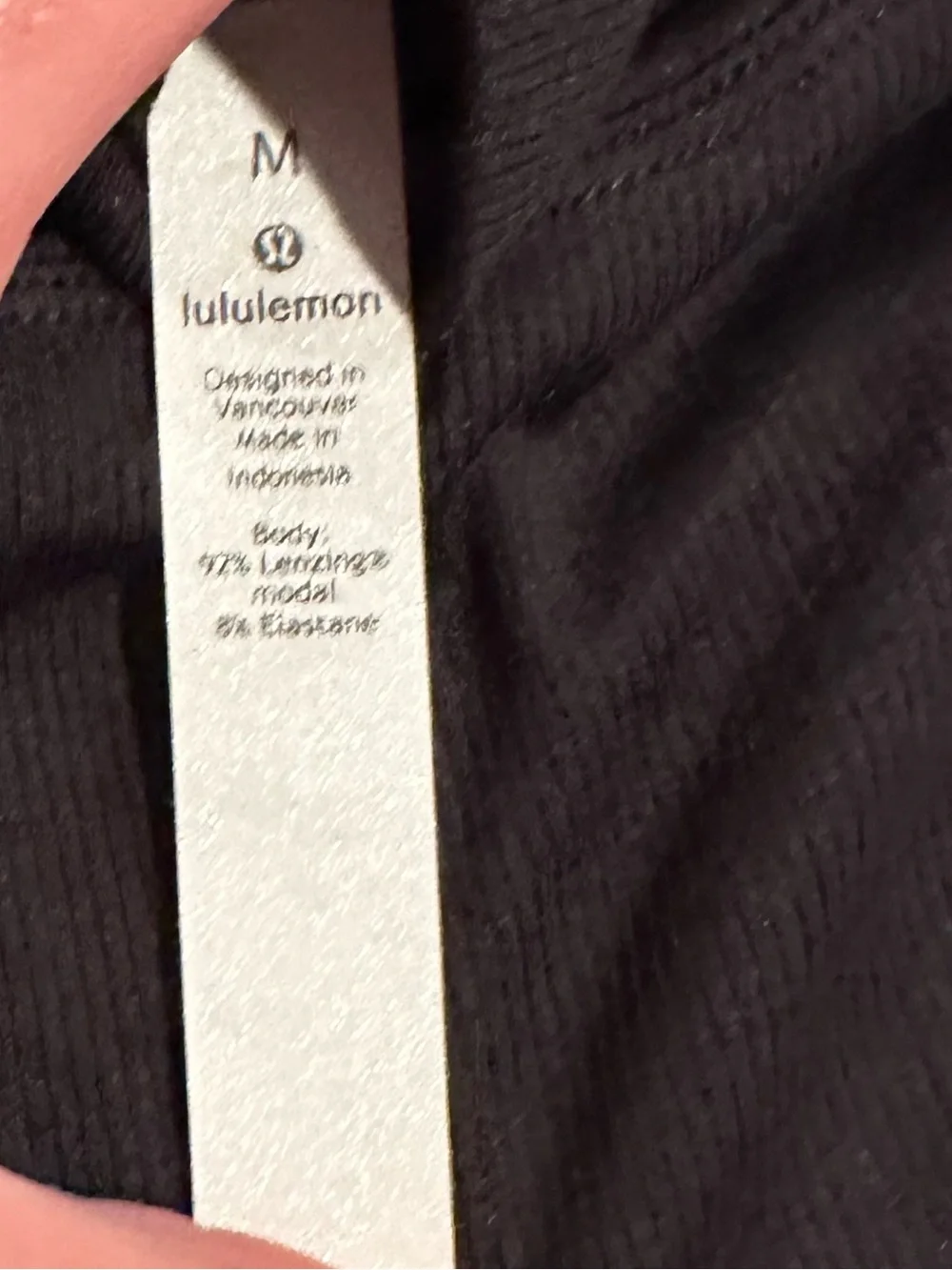 lululemon athletica sleek black