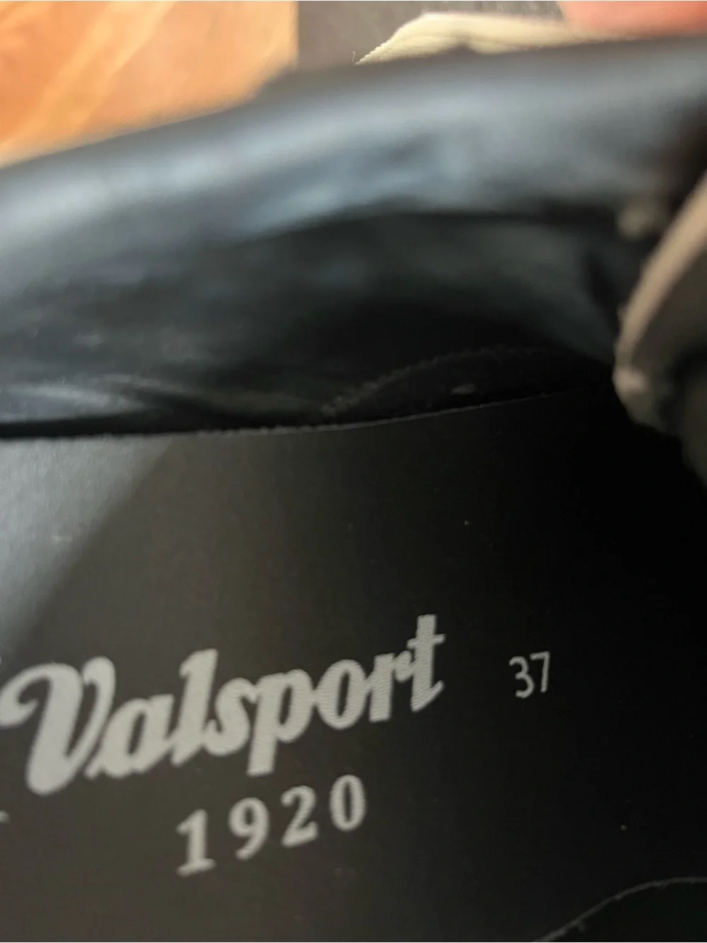 Valsport 1920 Black Leather Sneaker (Size 37)