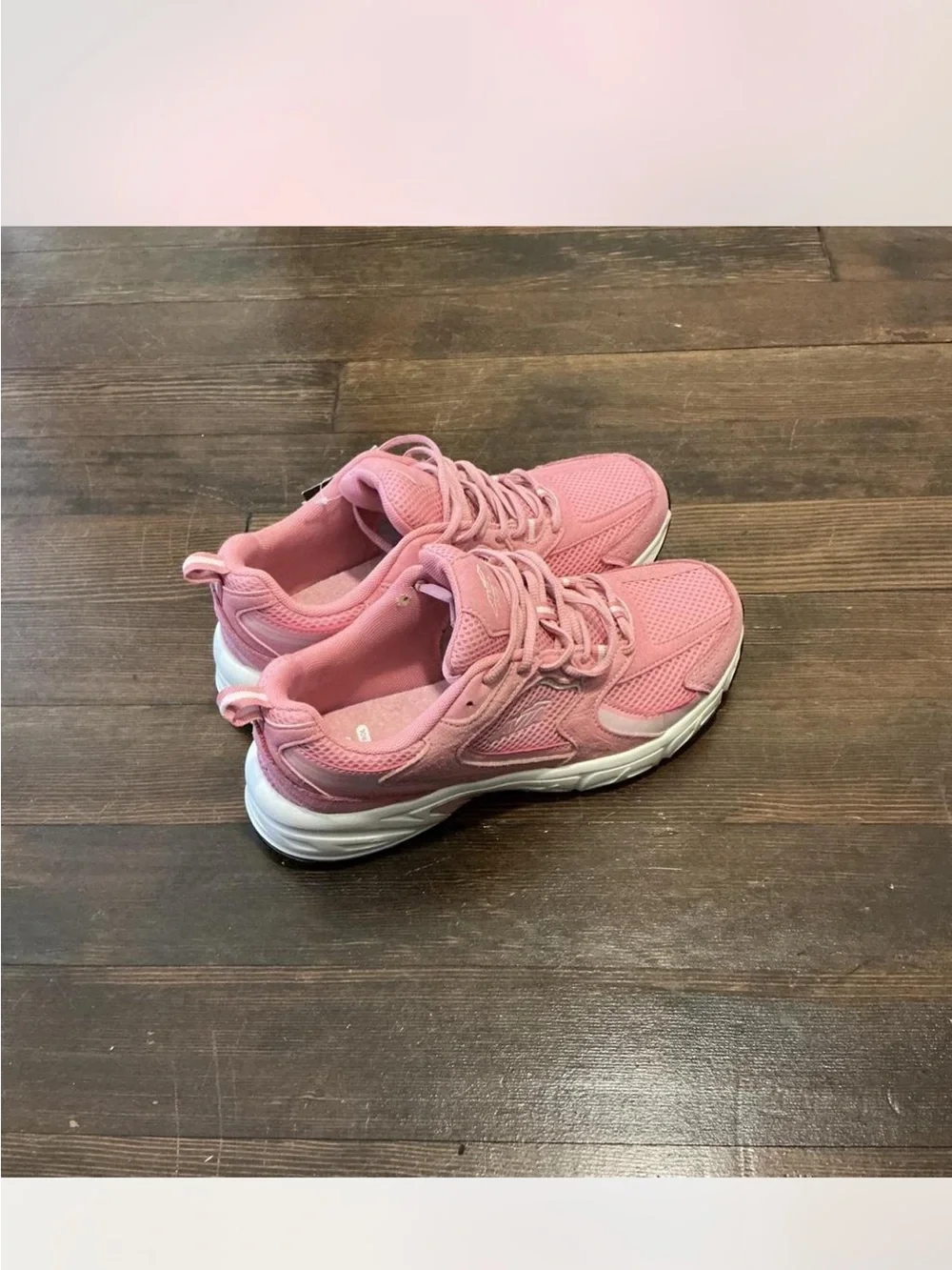 Avia lightweight athletic