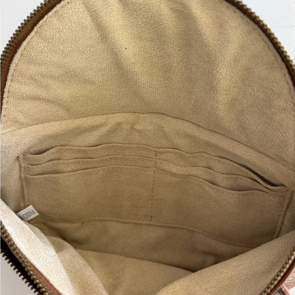 Kindly brown leather