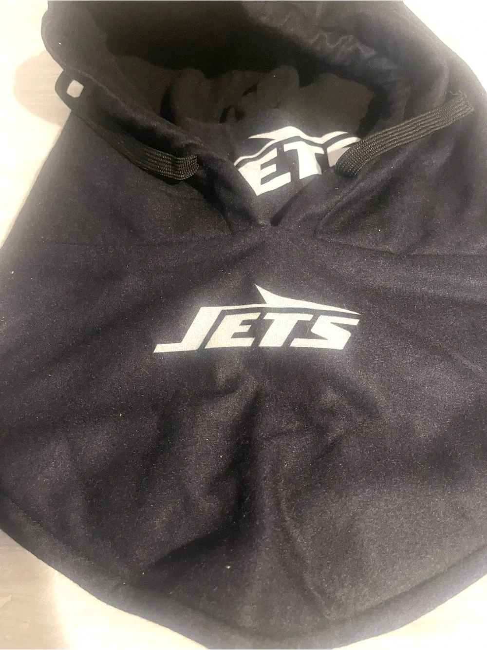 Jets stay warm