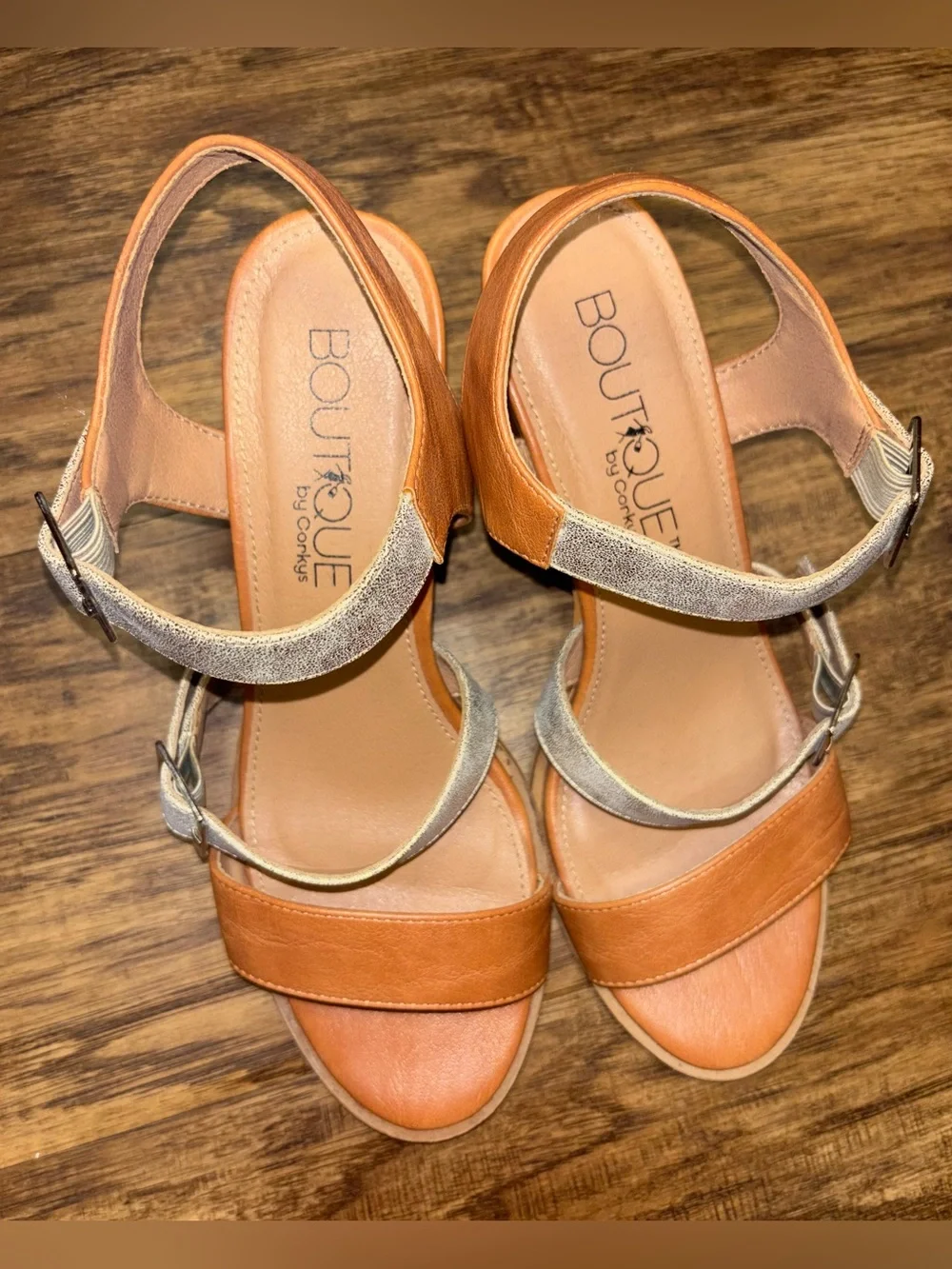Boutique by Corkys as pictures otherwise