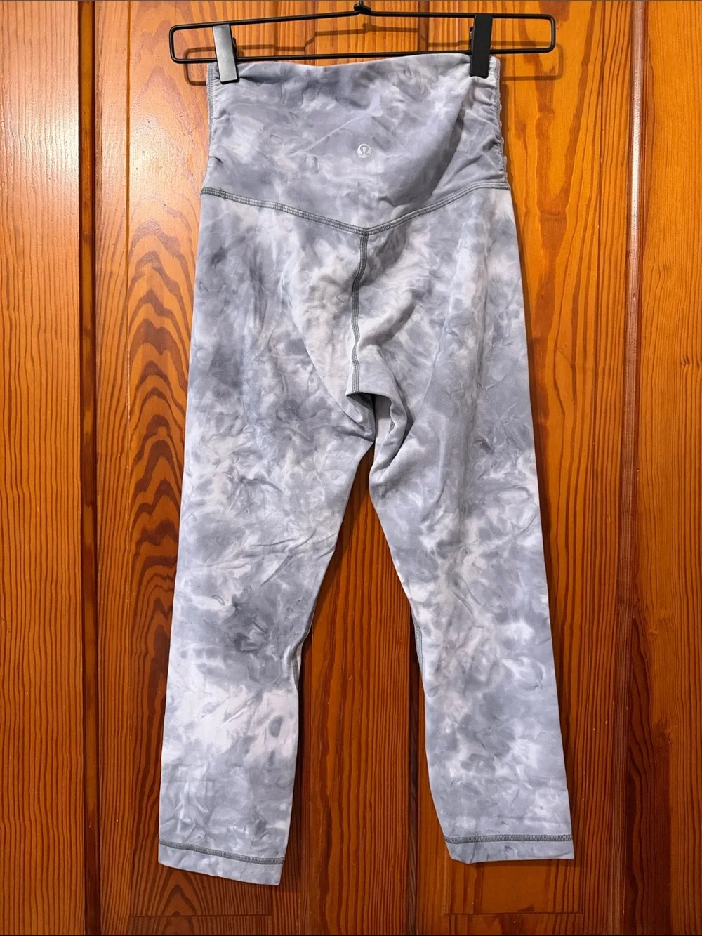 lululemon athletica excellent pre