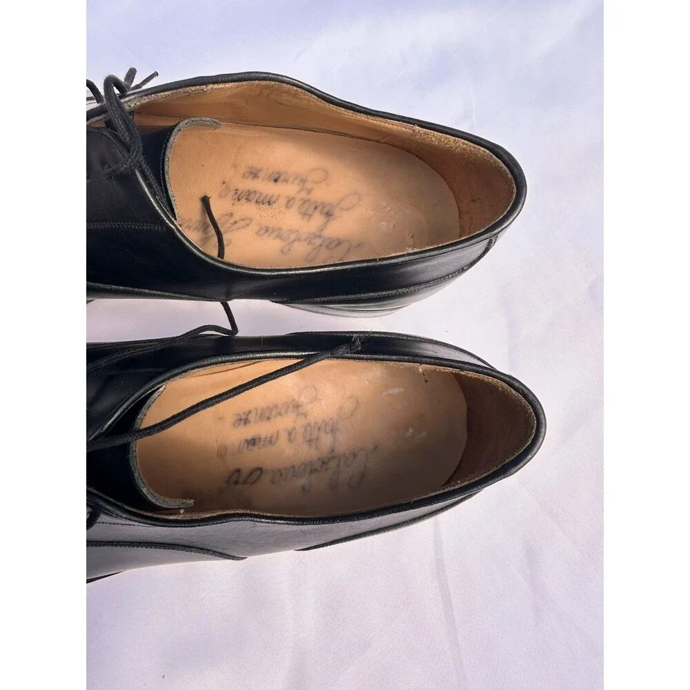 Paul Harris Design lines stitching