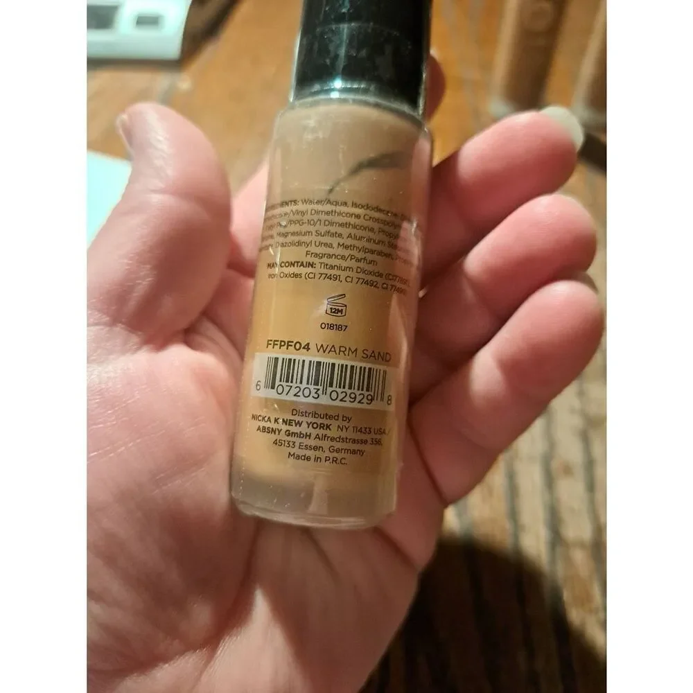 NK Makeup bag matte