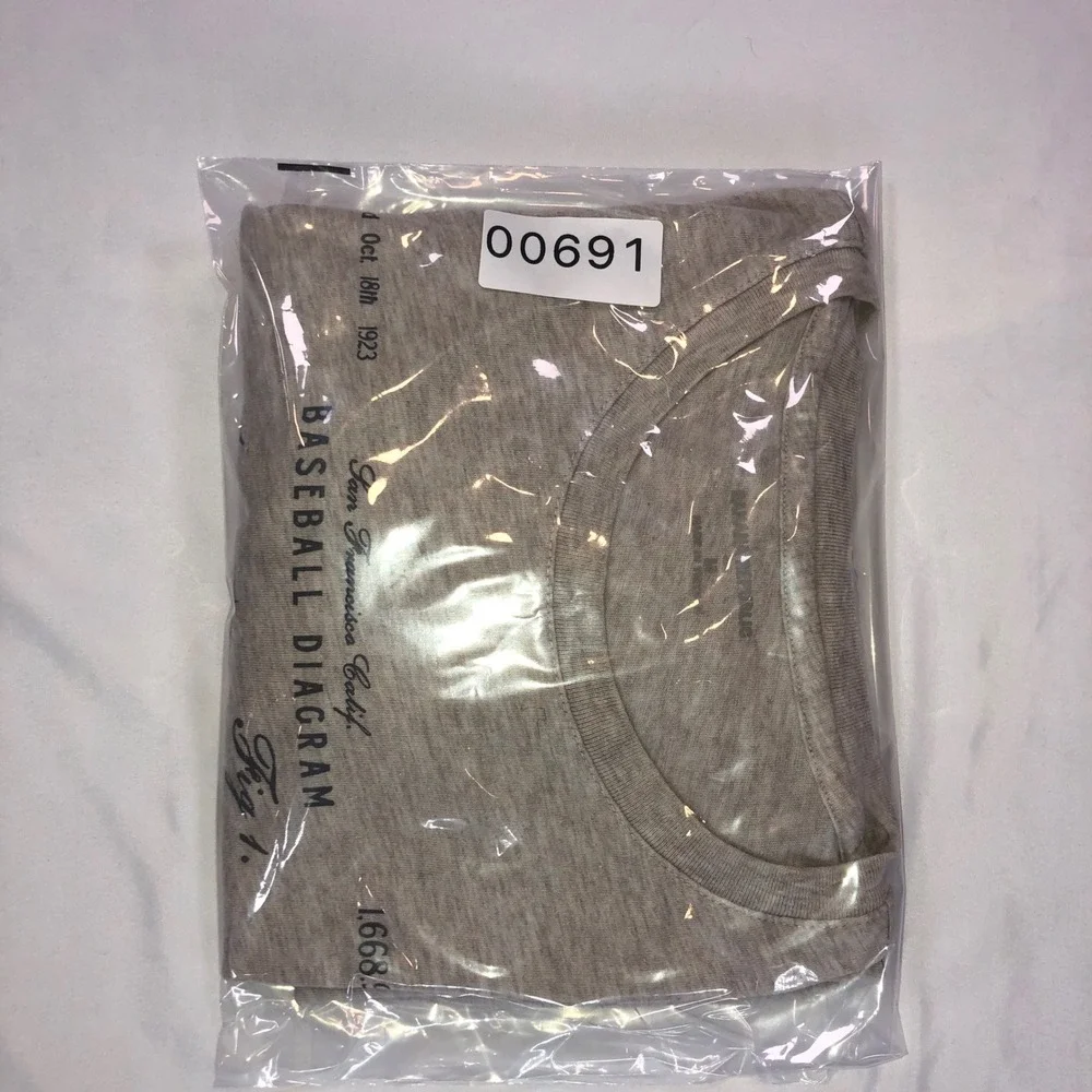 Banana Republic wear sleeve