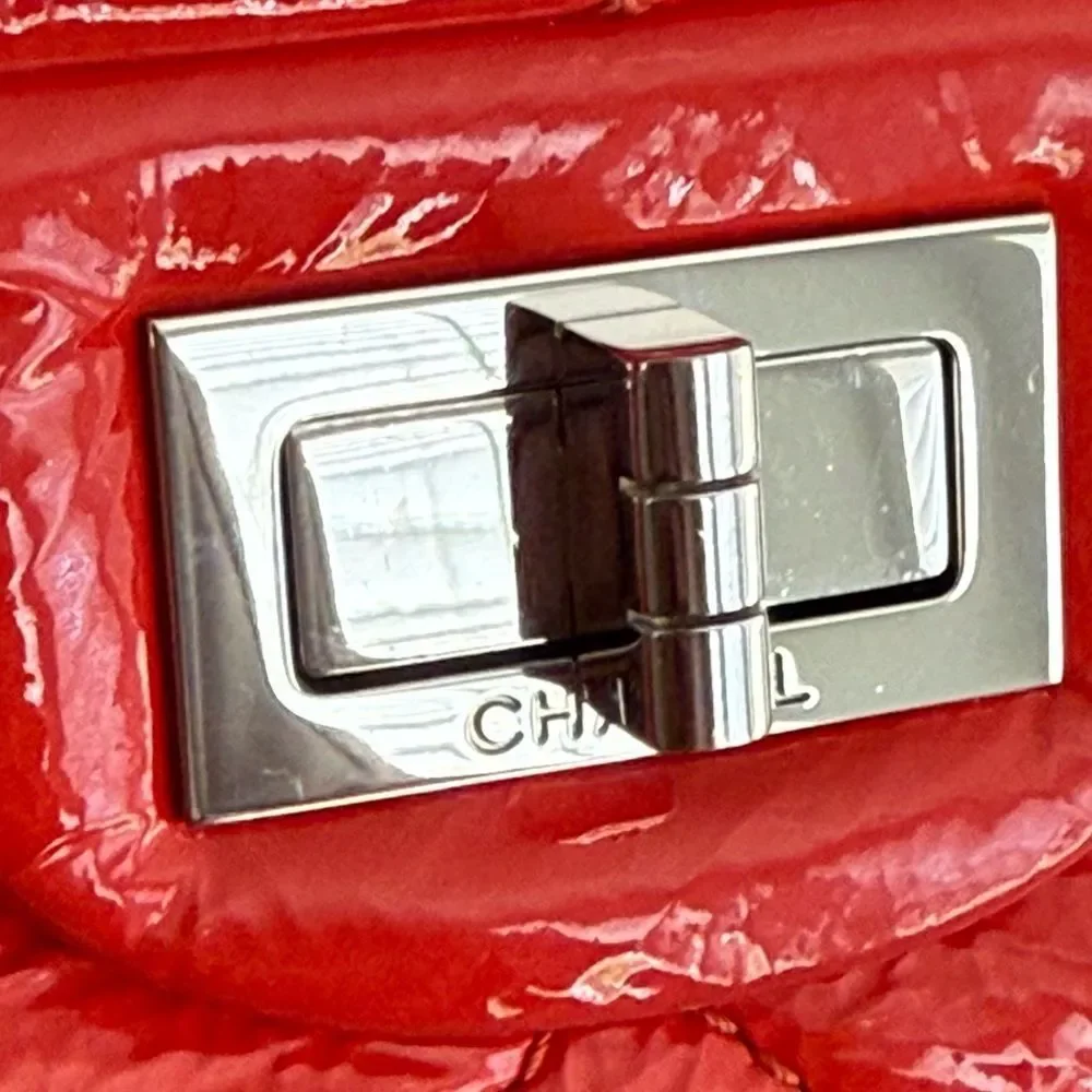 CHANEL chanel reissue 55
