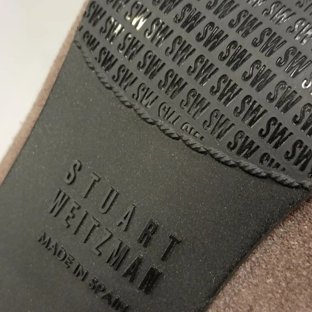 Stuart Weitzman very good