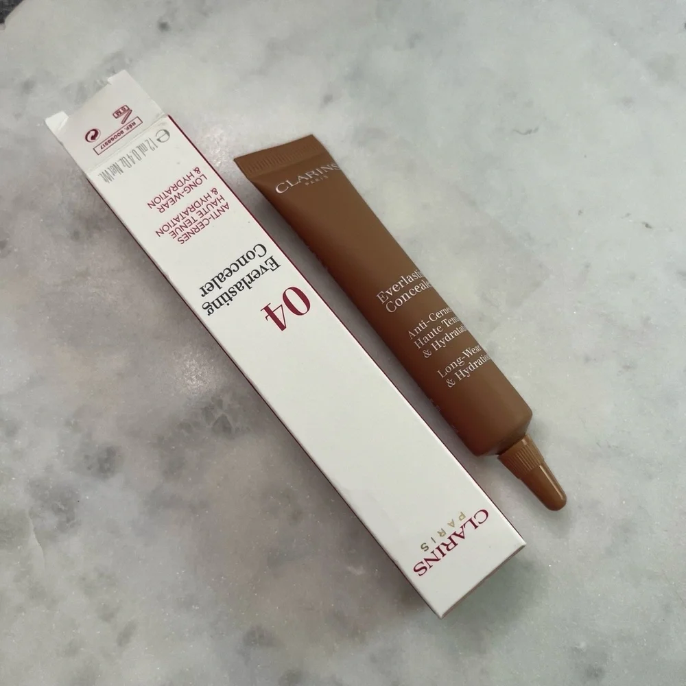 New NWT Clarins Everlasting Concealer‎ 04 Deep Makeup Beauty Face 12ml 0.4oz