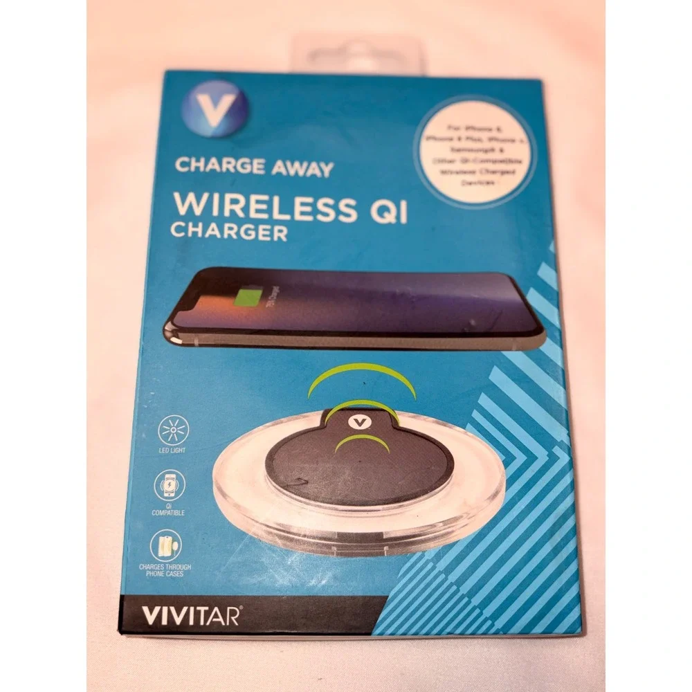 Vivitar Charge Away Wireless Qi Charger Pad for iPhone Samsung LED Light Black