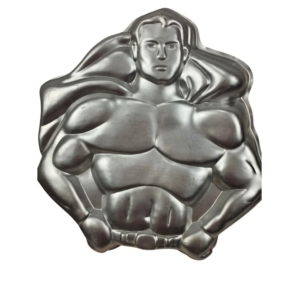 Wilton vintage aluminum