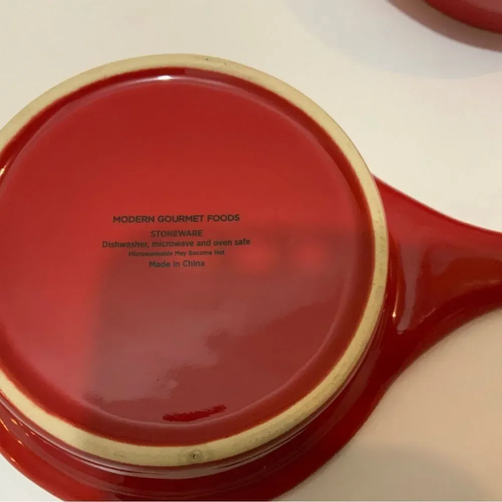 modern gourmet excellent preowned