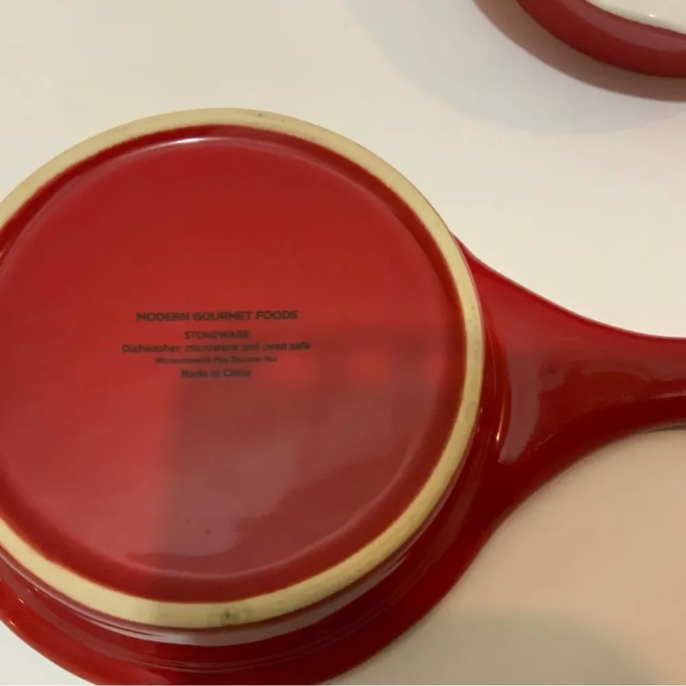 modern gourmet excellent preowned