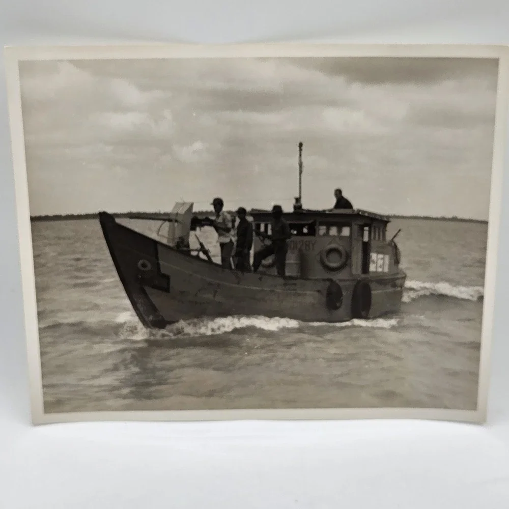 Vietnam War US Navy Junk Boat & Field Radio Patrol‎ Photos Lot 2 Original 8x10