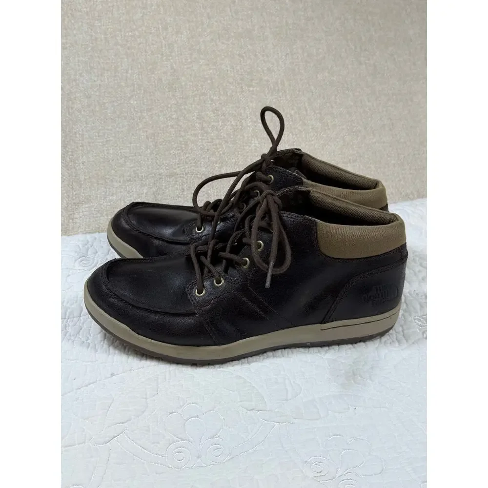 The North Face outdoor bo or