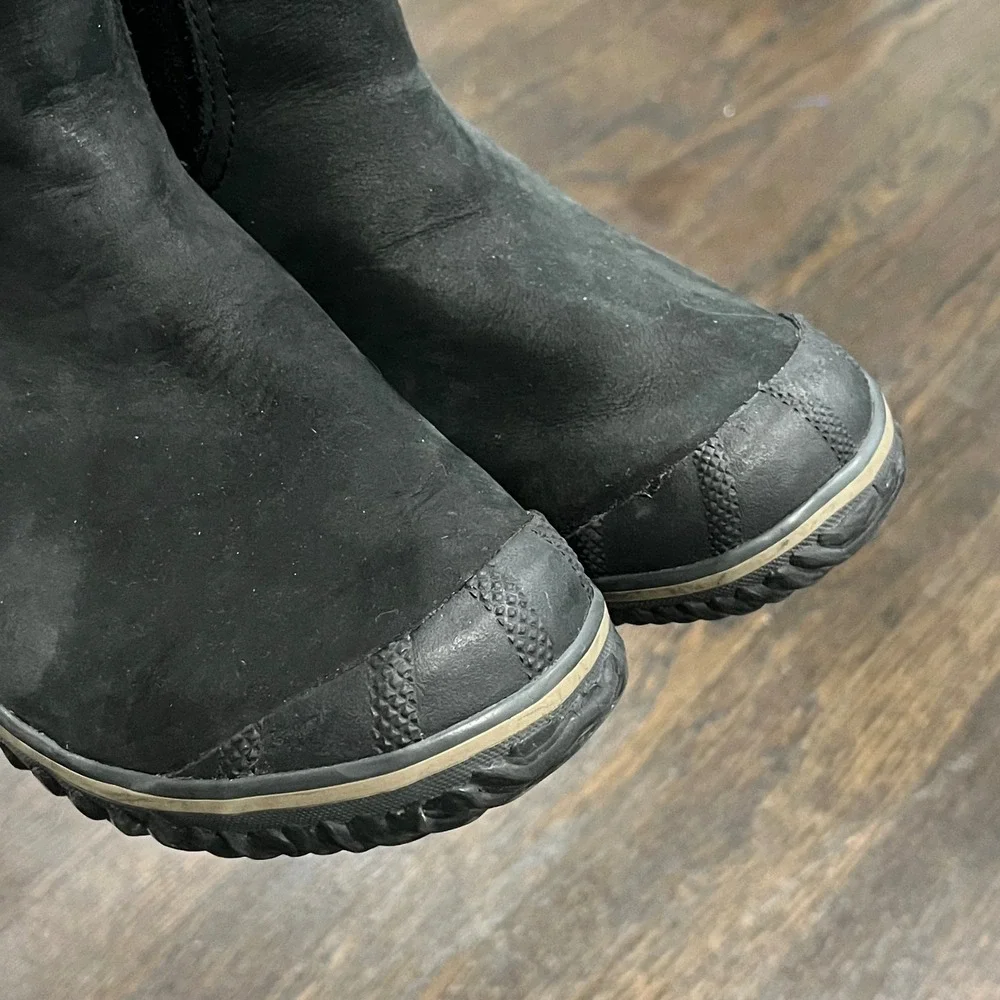 Sorel Slim Shortie Mid-Calf Boots‎ Black Leather Suede NL2107-010 Womens 8.5