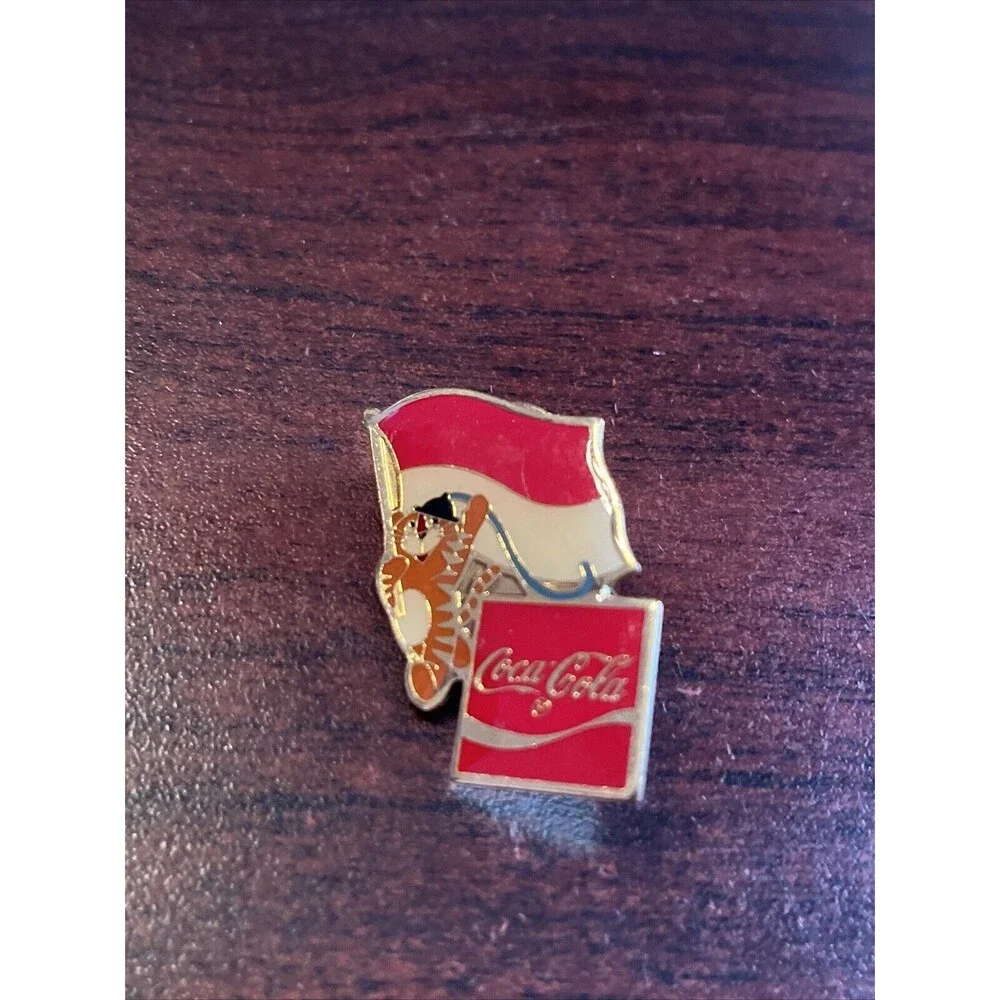 Vintage 1988 Seoul Olympics Coca Cola Hodori Tiger Monaco Flag Lapel‎ Pin
