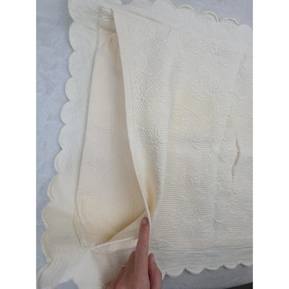 2 Vtg Sferra Bros Matelasse‎ Pillow Shams Ivory Portugal Floral Scroll Luxury
