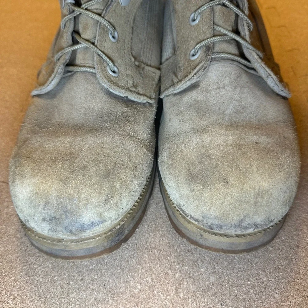 Belleville ICWT Combat Boots Mens 9.0 R Tan Gore-Tex Vibram Military Tactical