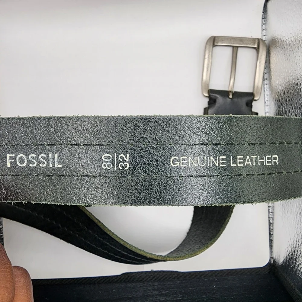 Fossil genuine leather