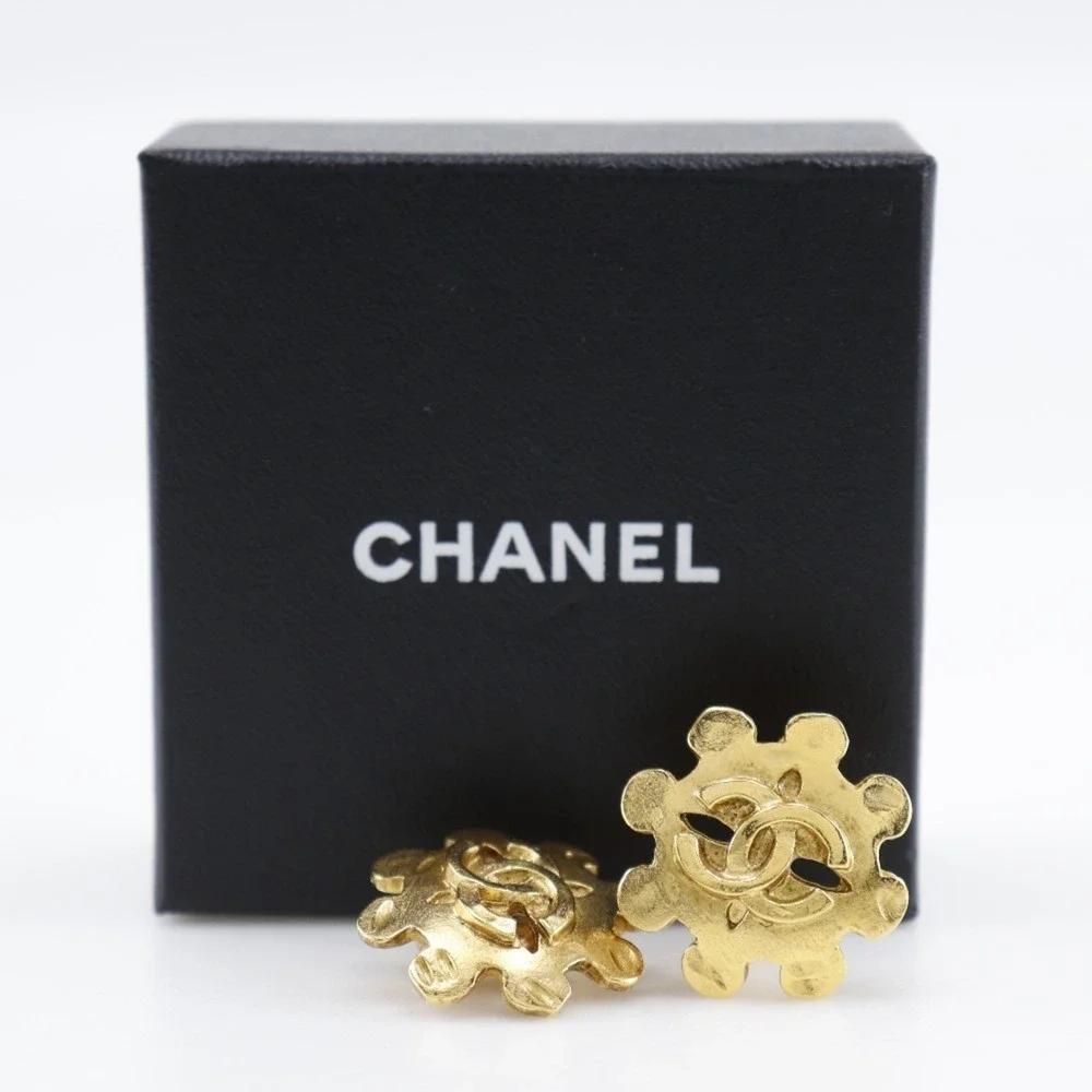 CHANEL logo earrings