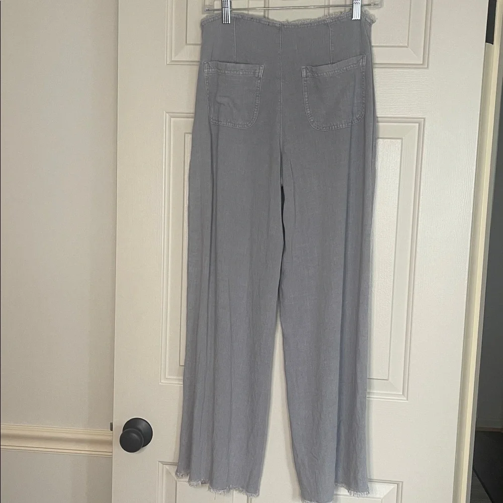 H&M wide closure
