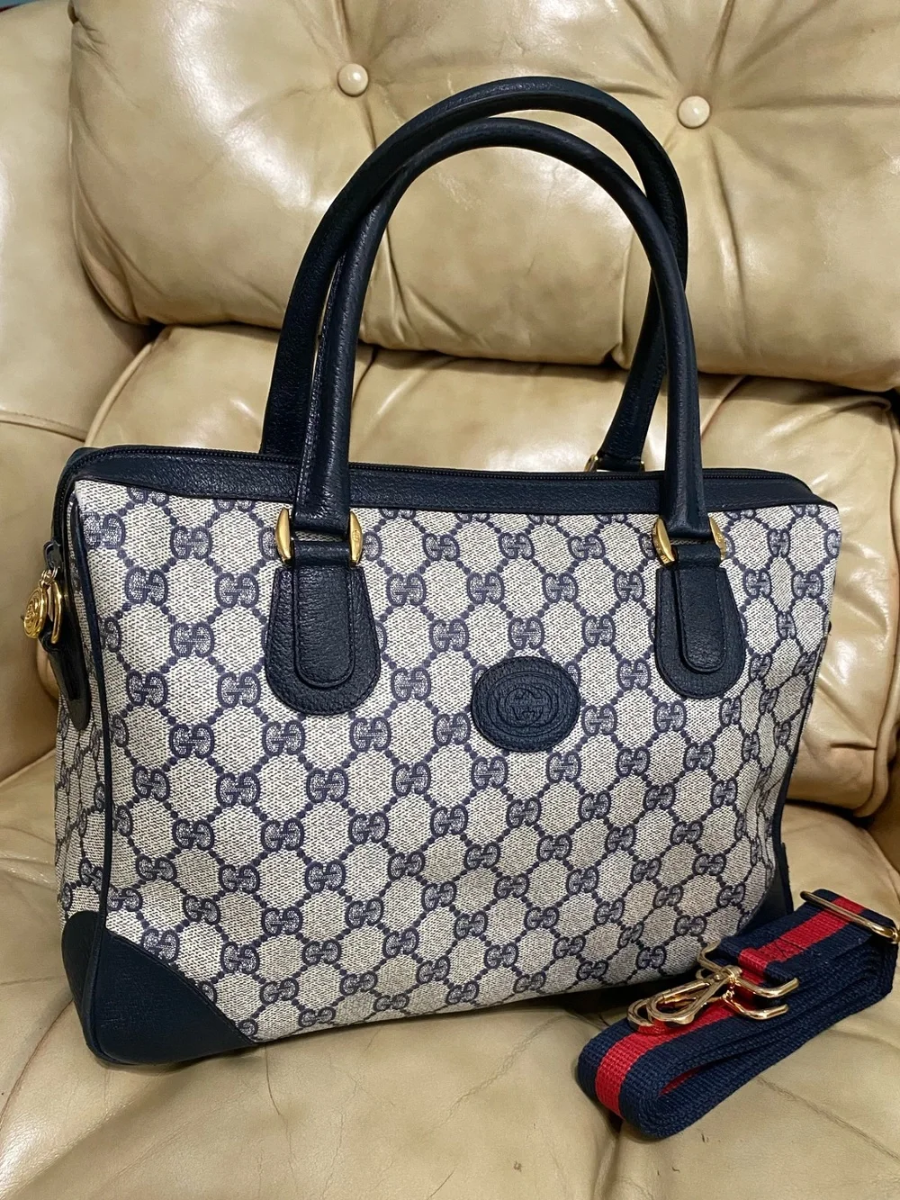 LKNW Vintage Gucci Large Satchel Bag GG Monogram Authentic Business Tote COA