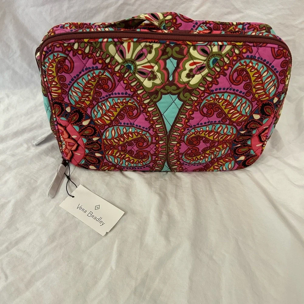 NWT Vera Bradley Large Brush and Brush‎ Makeup Case - Resort Medallion