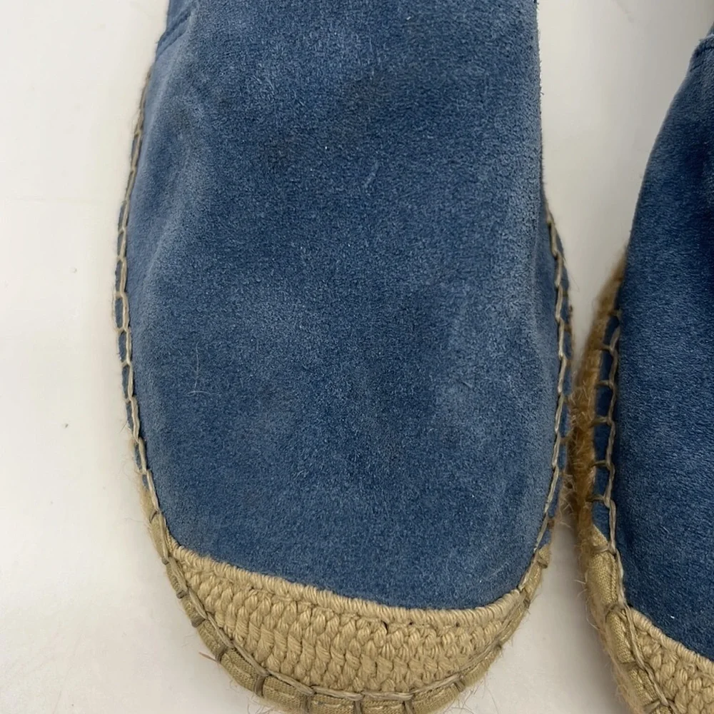 Fabiolas soft blue