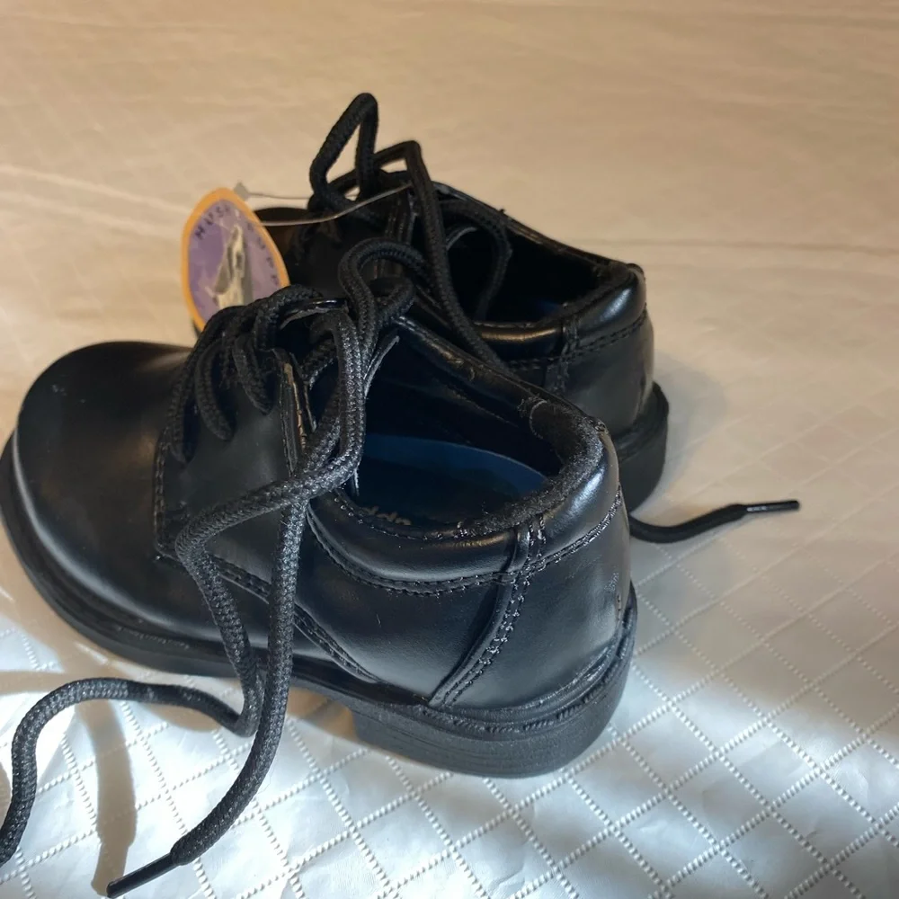 Hush Puppies Classic Black Kids Dress Shoes size infant 5.5