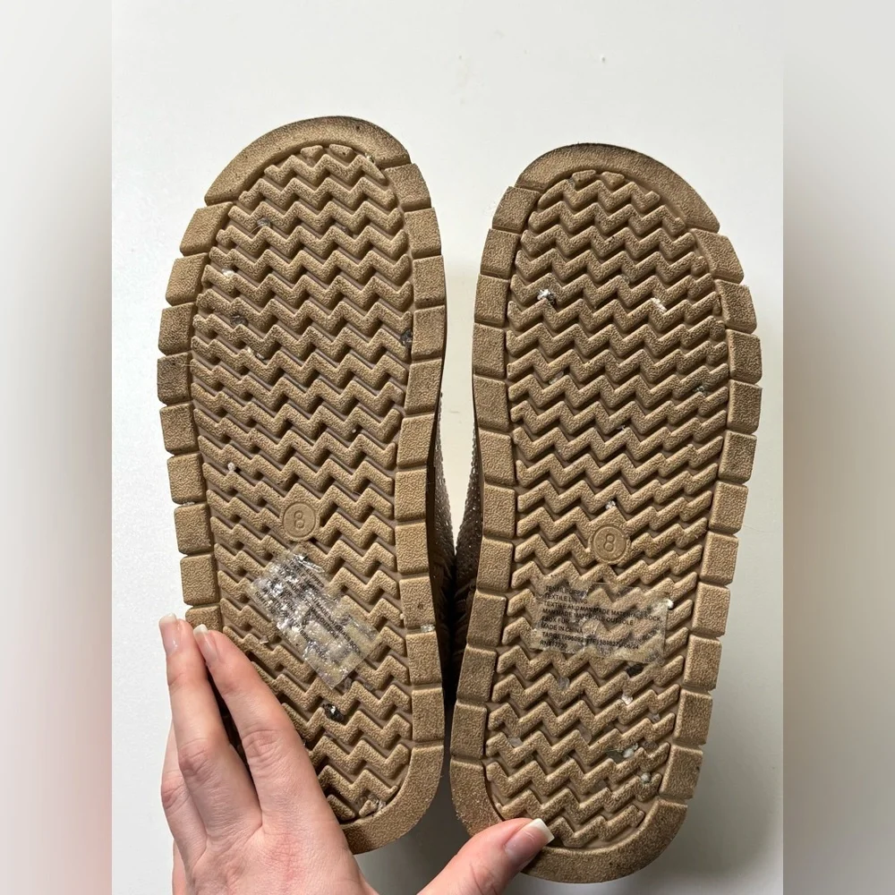 wild fable worn one