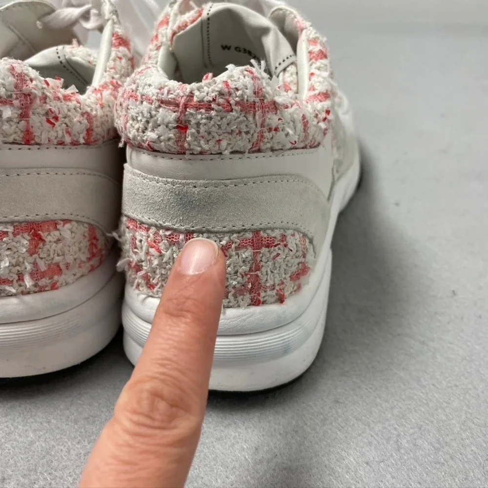 CHANEL low top