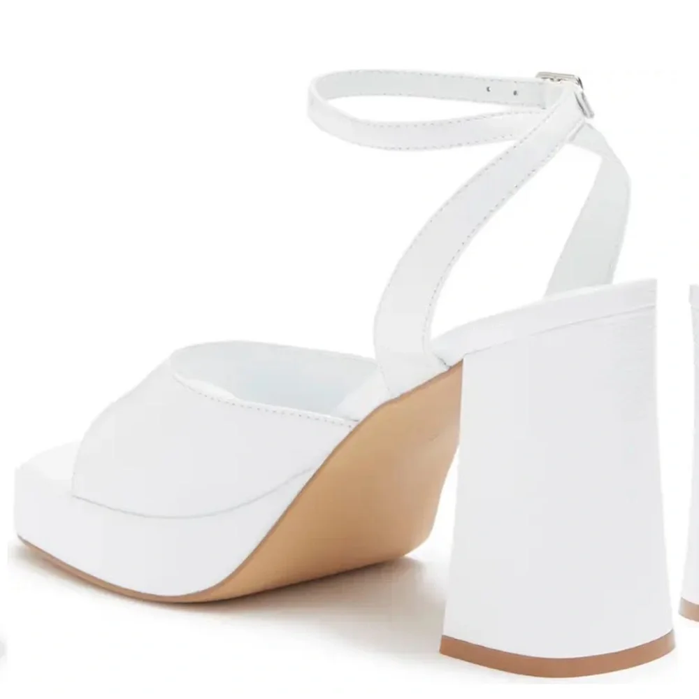 Jeffrey Campbell Lifts sandal