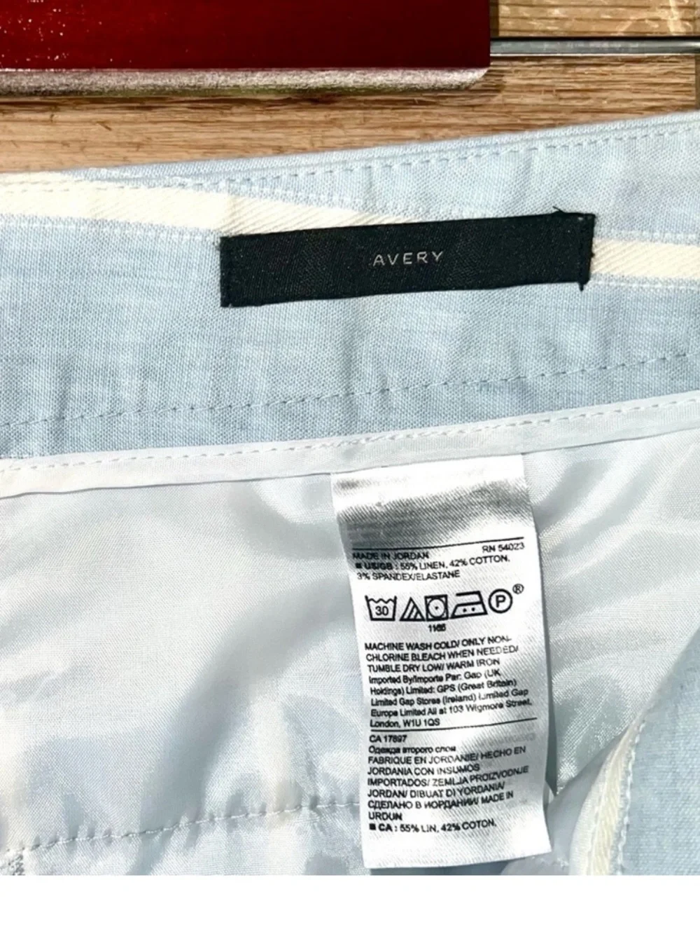 Banana Republic tailored crisp