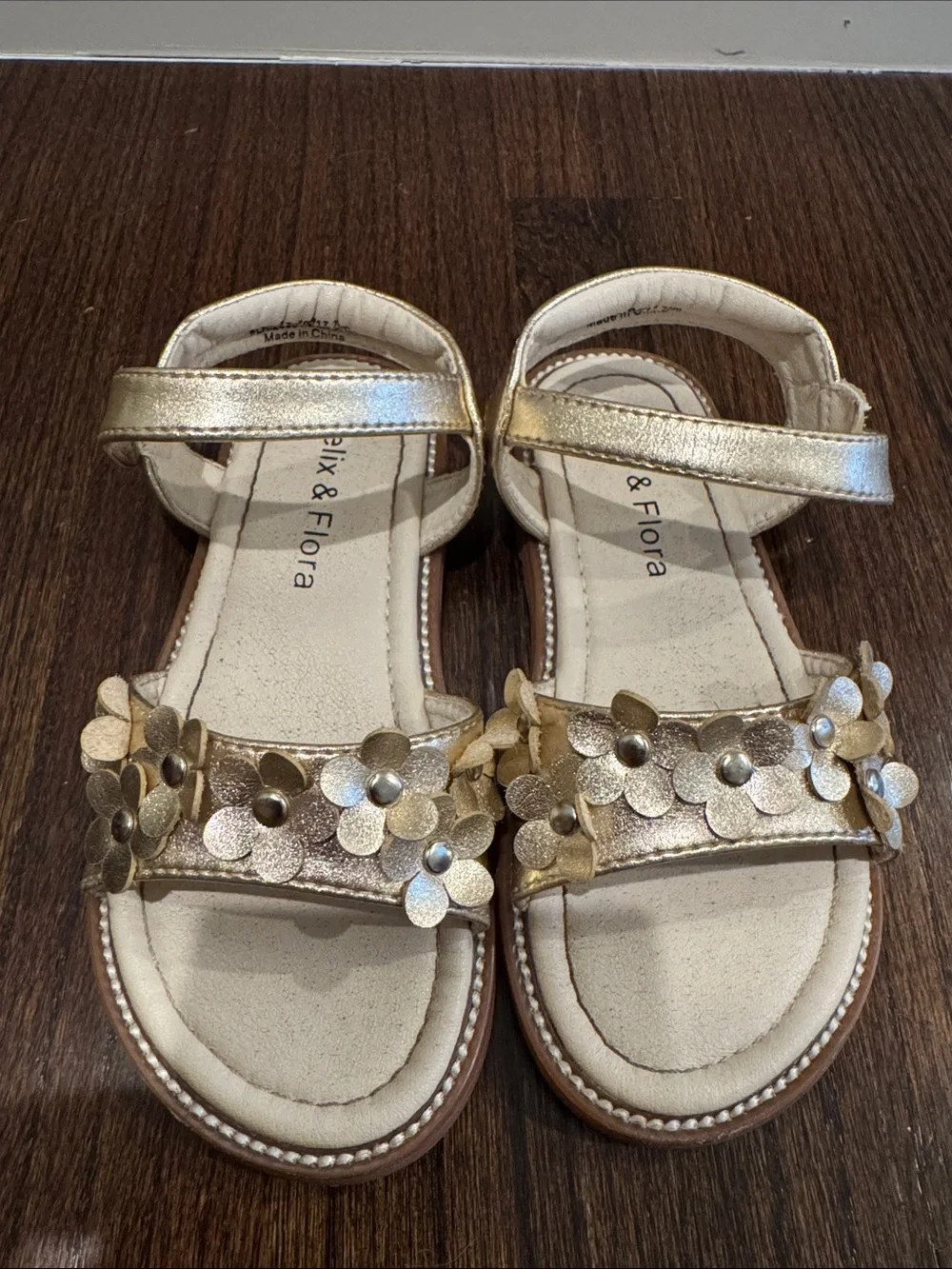 Felix & Flora Gold Floral Sandals Girls Size 10 Hook & Loop Dress Easter Wedding