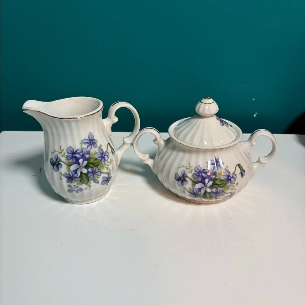 Supreme White Ceramic Base Cream and Sugar Set Vintage