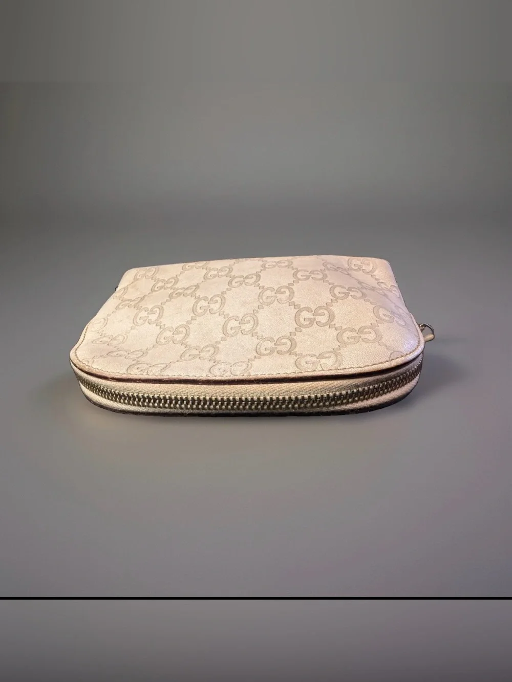 Guccissima Pale Pink GG Pouch Small Case Used