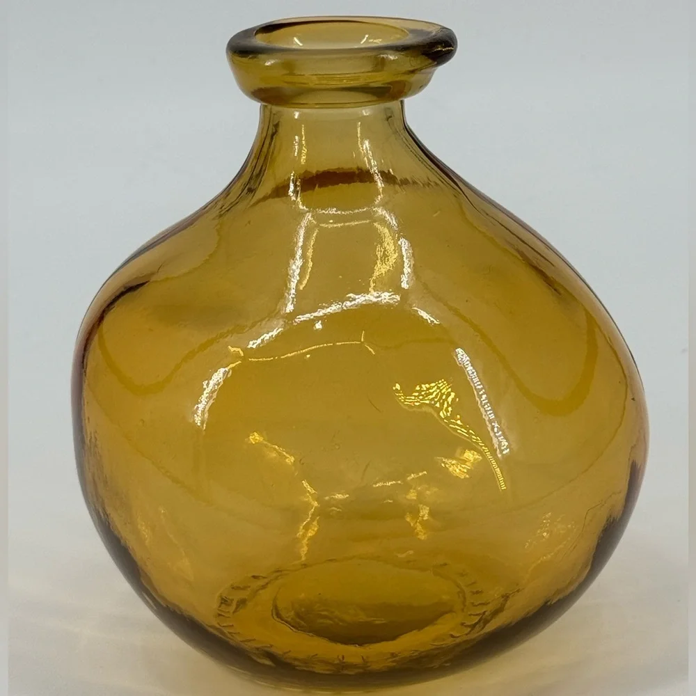 Vintage free vase approximately