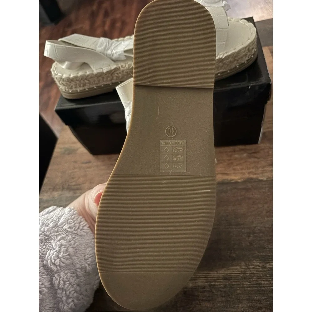 PrettyLittleThing white faux