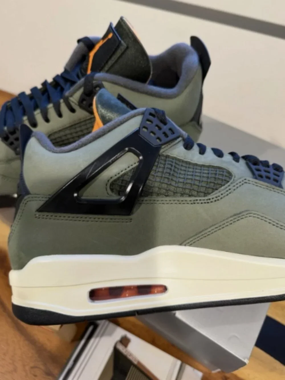 Air Jordan 4 x Undefeated (2025)